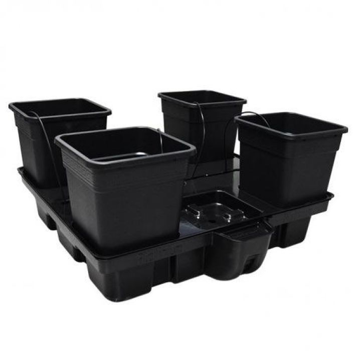 Platinium Hydrostar 100 Big Pots 4x25l 100 x 100cm drip feed-vesiviljelyjarjestelma neljalla 25l-ruukulla.