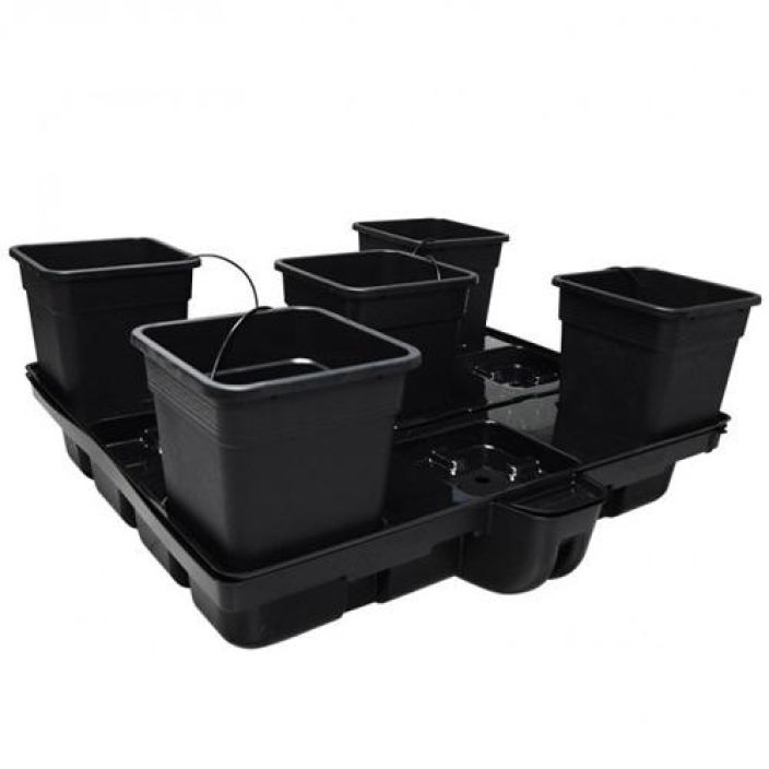 Platinium Hydrostar 100 Big Pots 4x25l 100 x 100cm drip feed-vesiviljelyjarjestelma neljalla 25l-ruukulla.